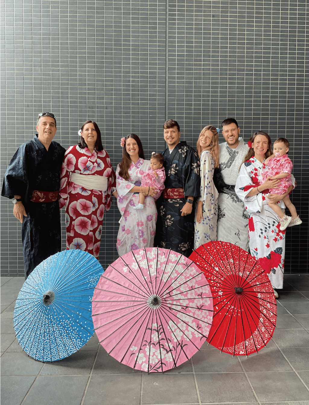 海外の家族。子供の着付も大歓迎。